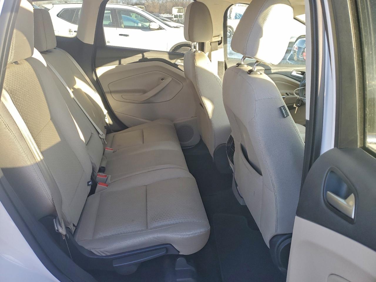 2017 FORD ESCAPE SE photo 11