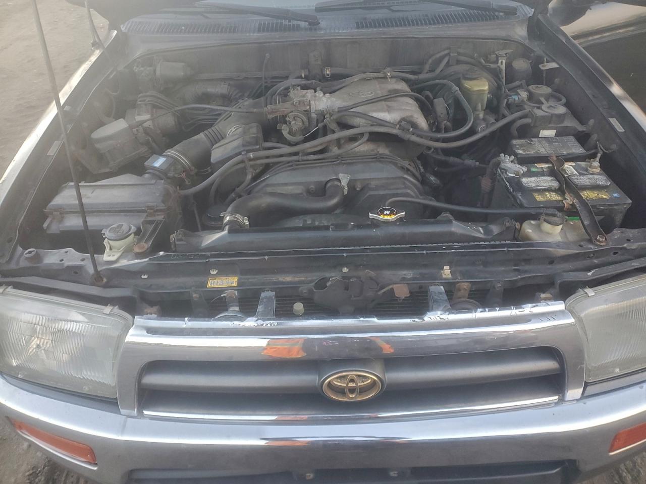 1997 TOYOTA 4RUNNER SR5 photo 12