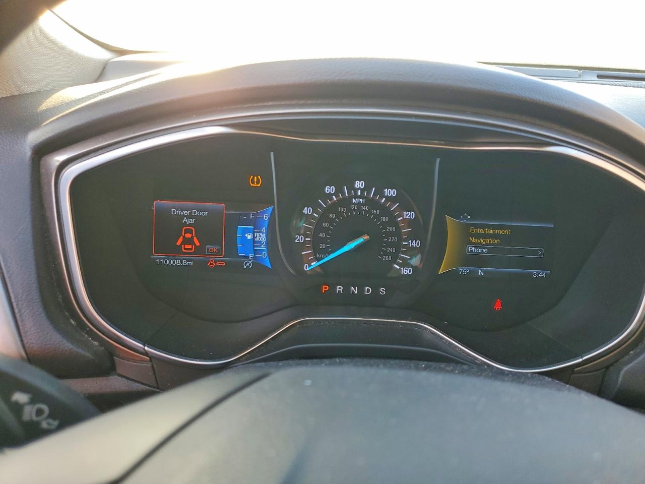 2017 FORD FUSION SE photo 9