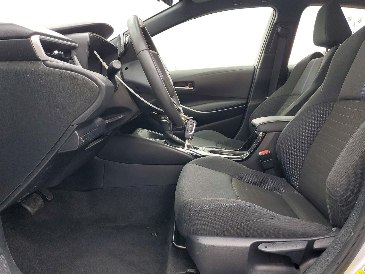 2020 TOYOTA COROLLA SE photo 7