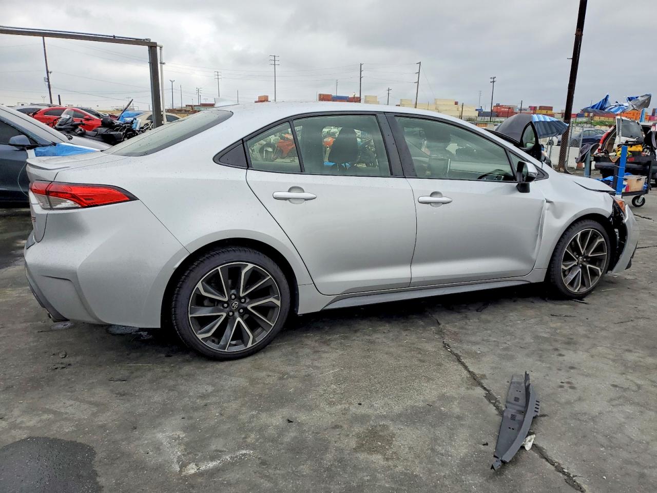 2020 TOYOTA COROLLA SE photo 3
