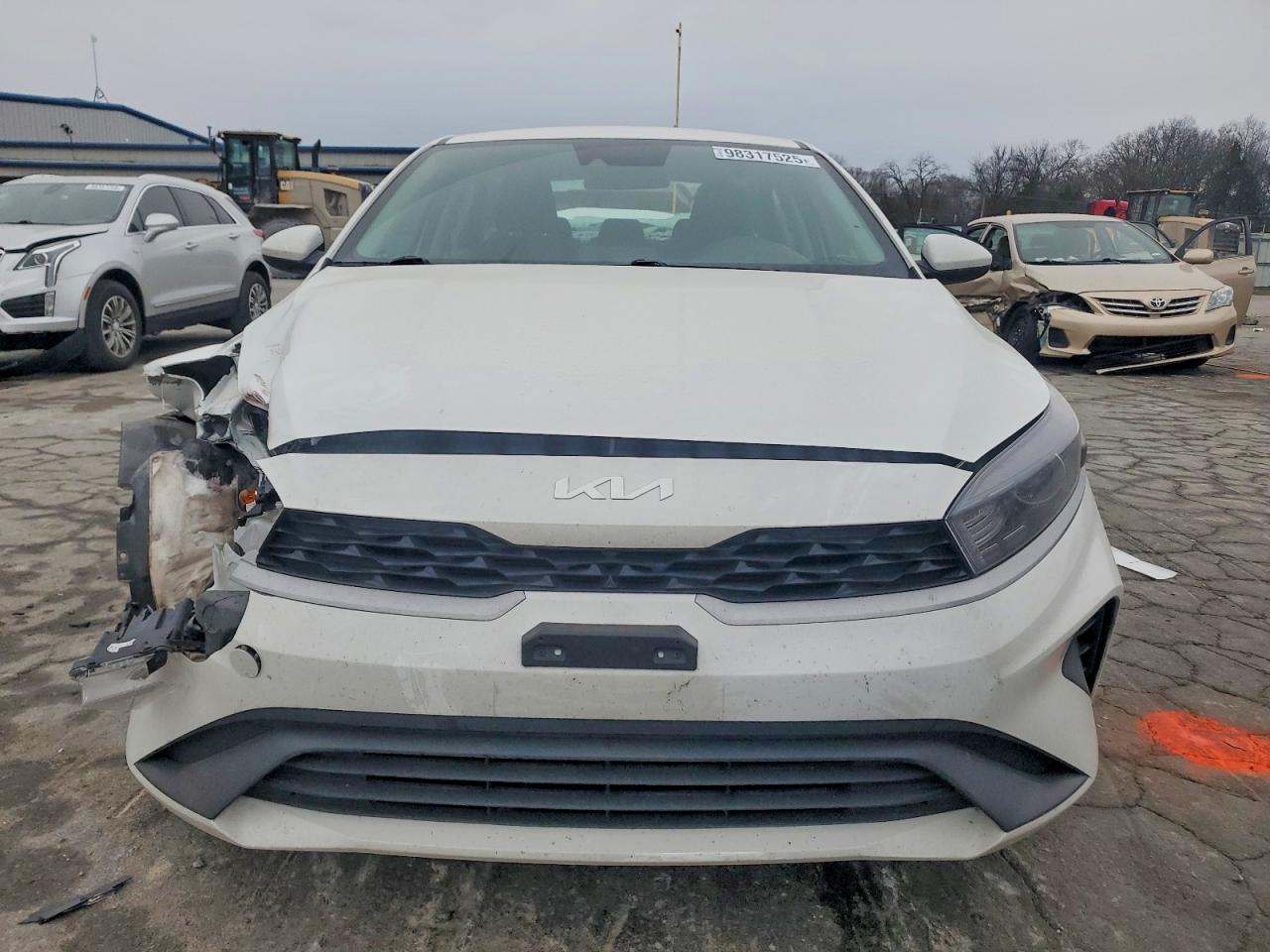 2023 KIA FORTE LX photo 5