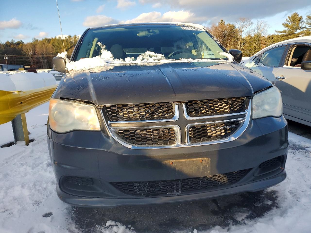 2012 DODGE GRAND CARAVAN SXT photo 5