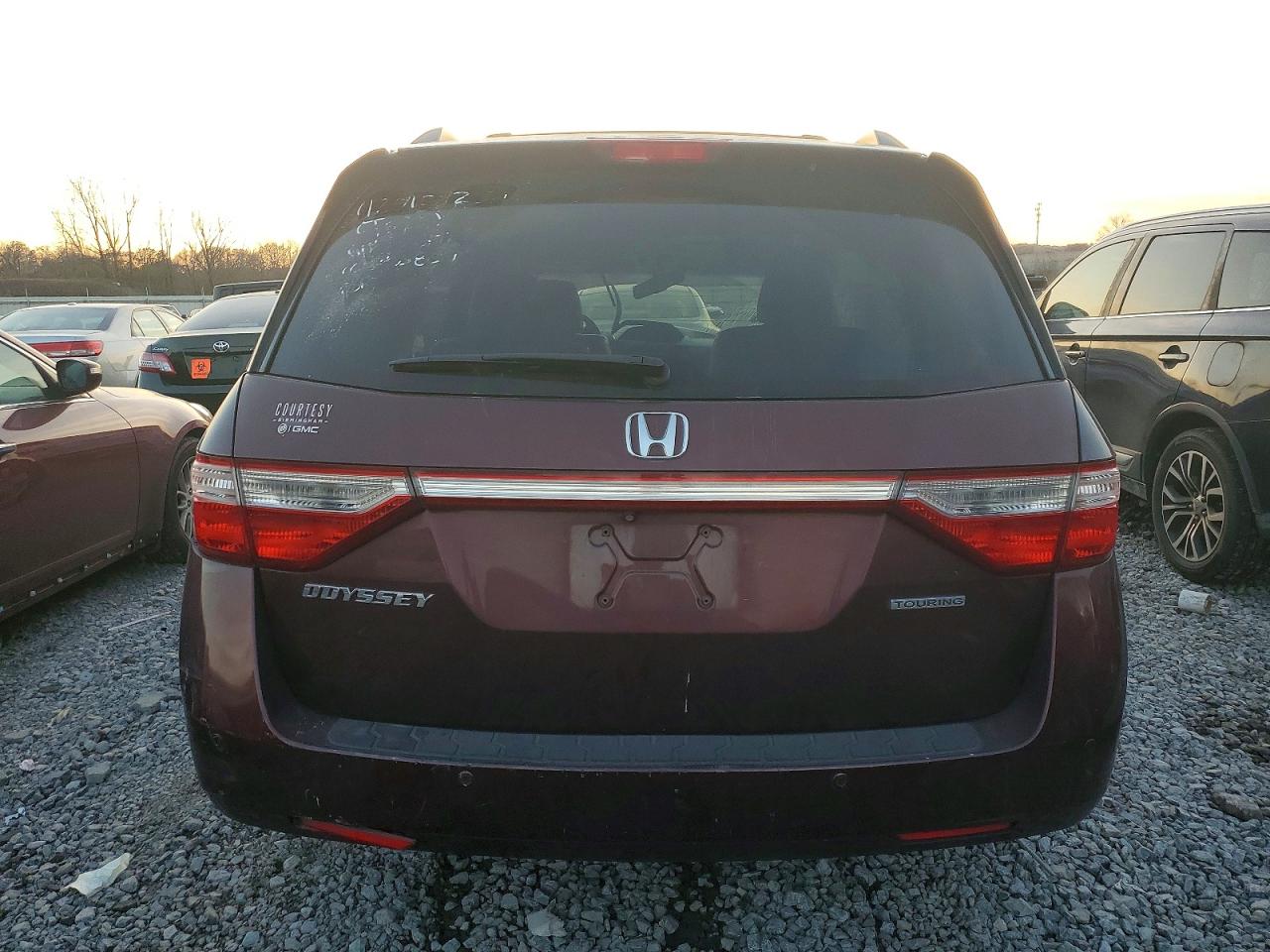 2012 HONDA ODYSSEY TOURING photo 6