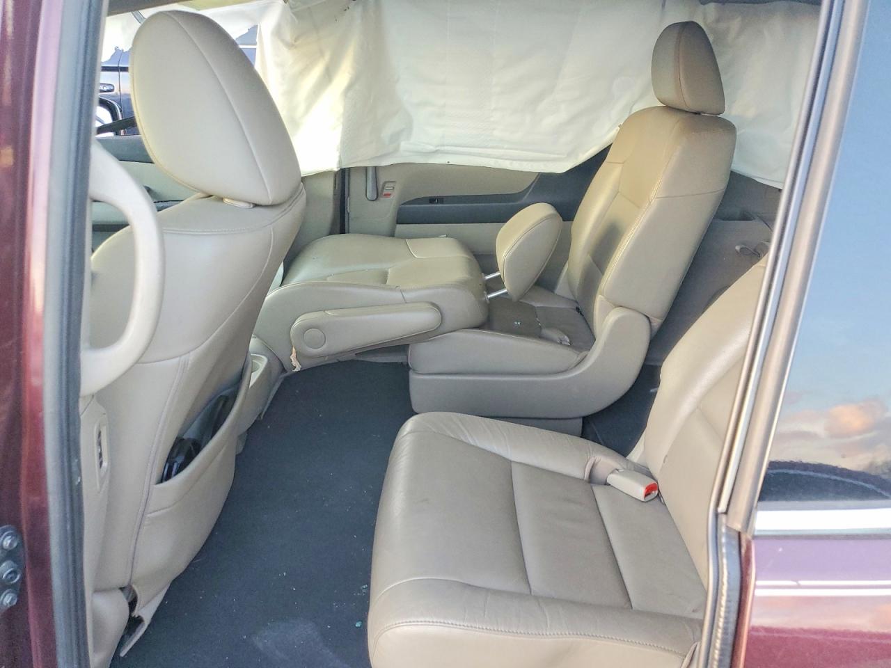 2012 HONDA ODYSSEY TOURING photo 11