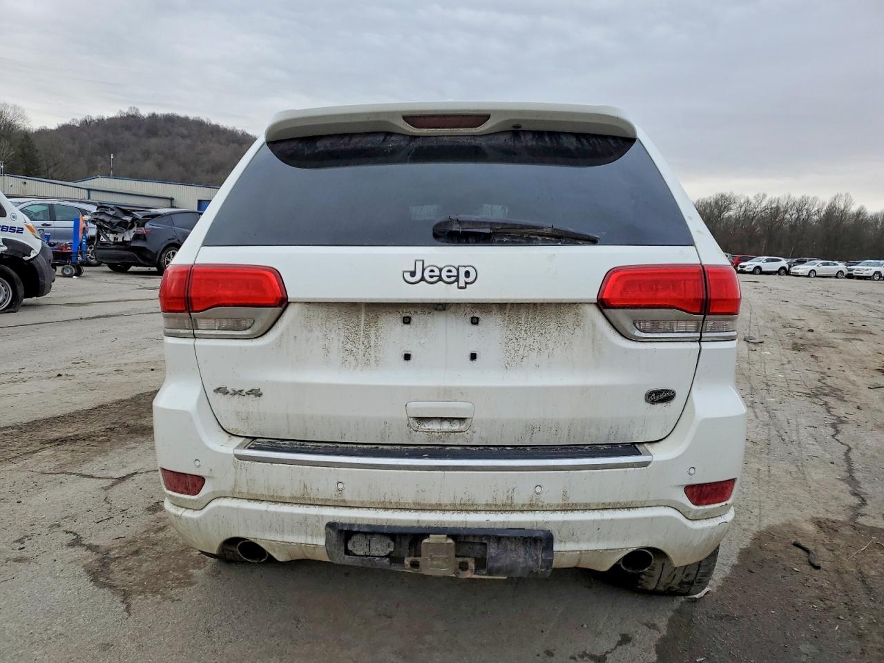 2016 JEEP GRAND CHEROKEE OVERLAND photo 6