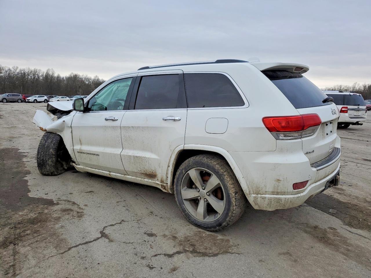 2016 JEEP GRAND CHEROKEE OVERLAND photo 2