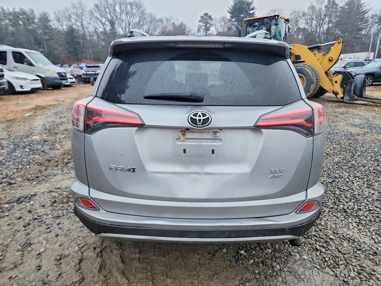 2018 TOYOTA RAV4 ADVENTURE photo 6