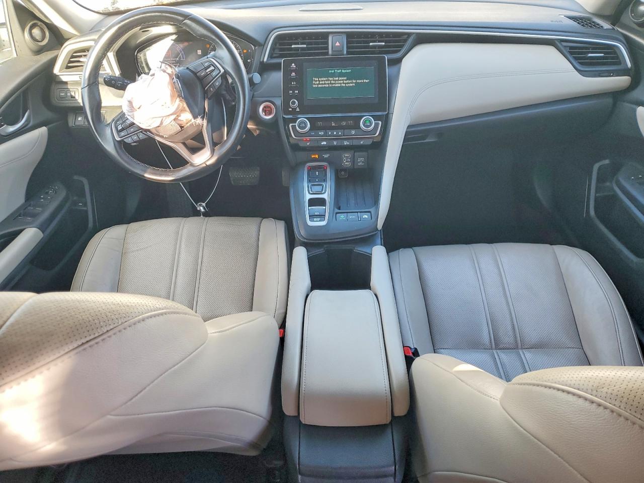 2019 HONDA INSIGHT TOURING photo 8