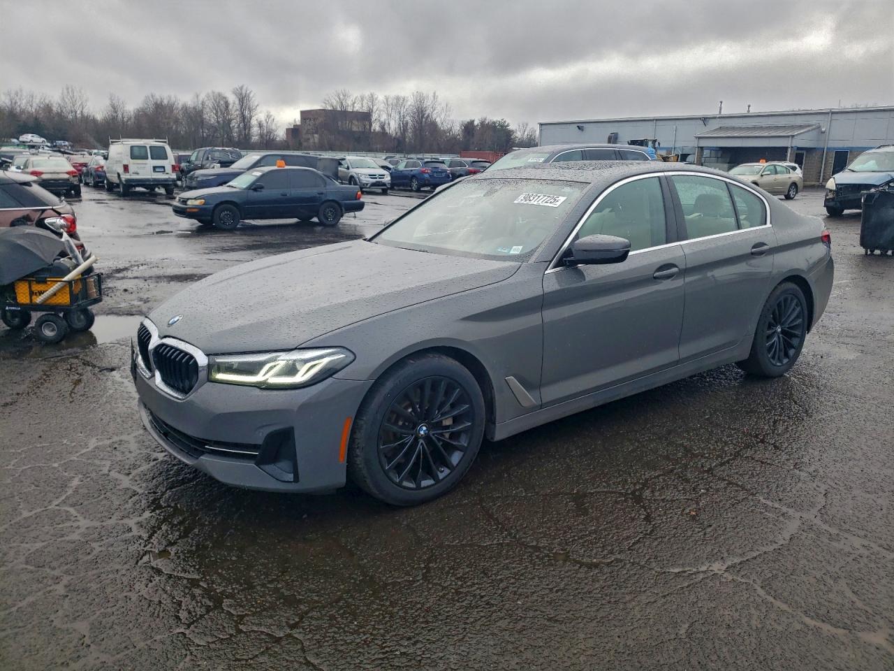 2021 BMW 530