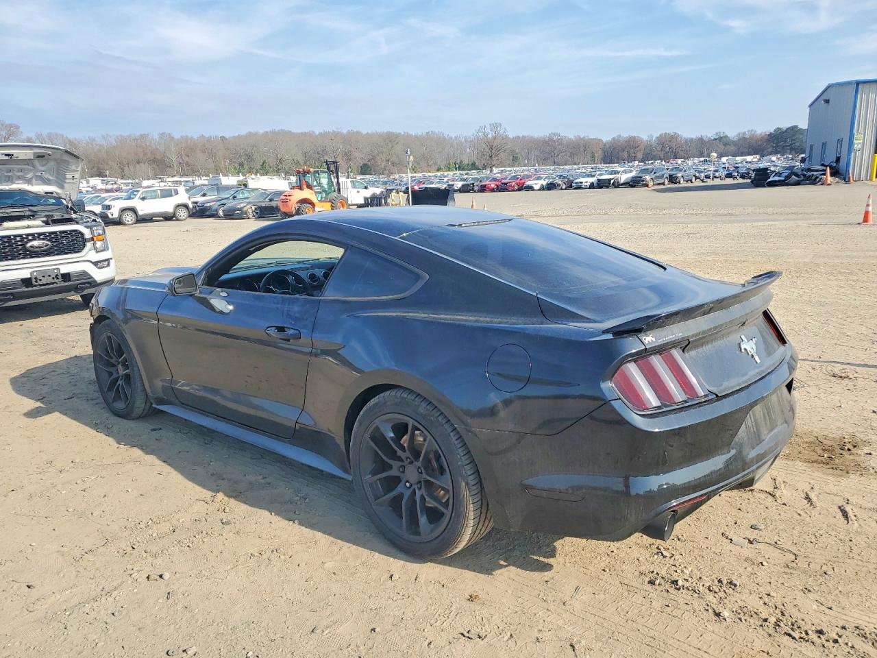 2016 FORD MUSTANG photo 2