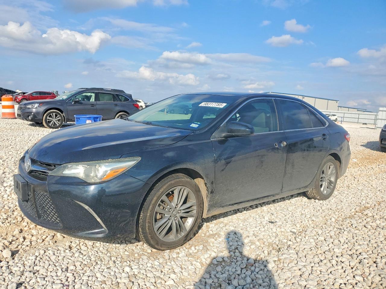 2016 TOYOTA CAMRY