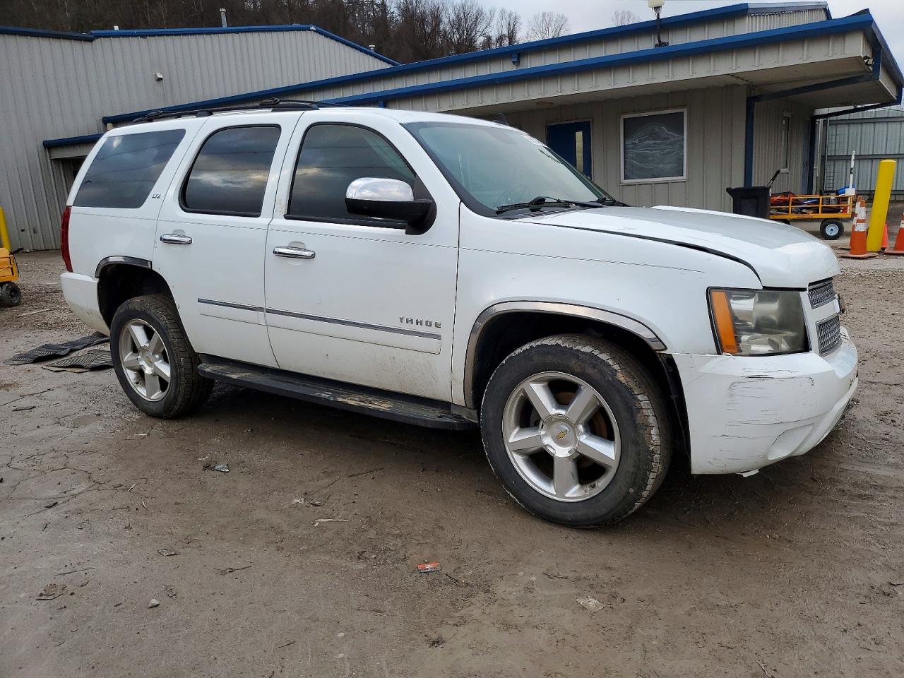 2011 CHEVROLET TAHOE K1500 LTZ photo 4