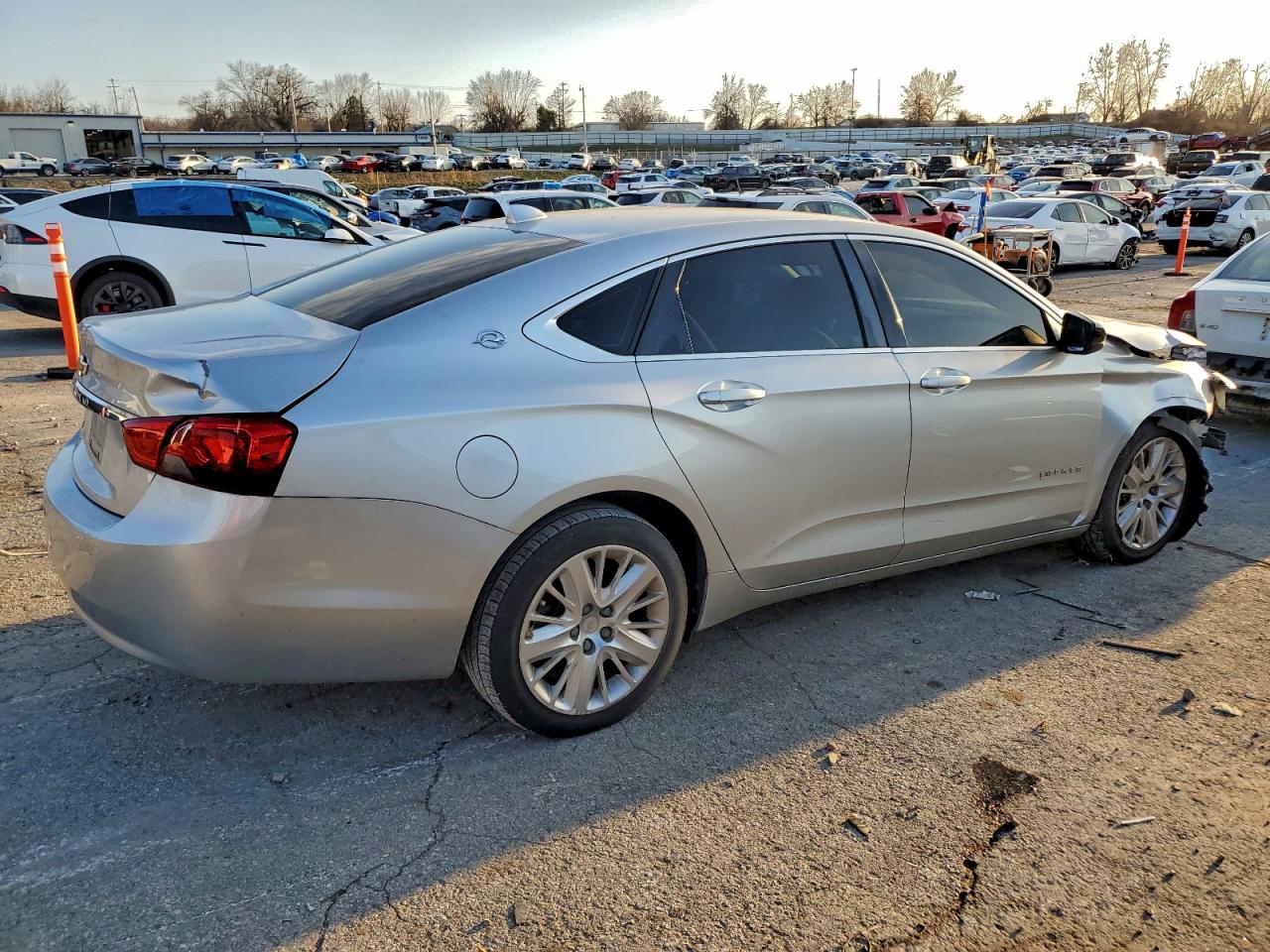 2014 CHEVROLET IMPALA LS photo 3