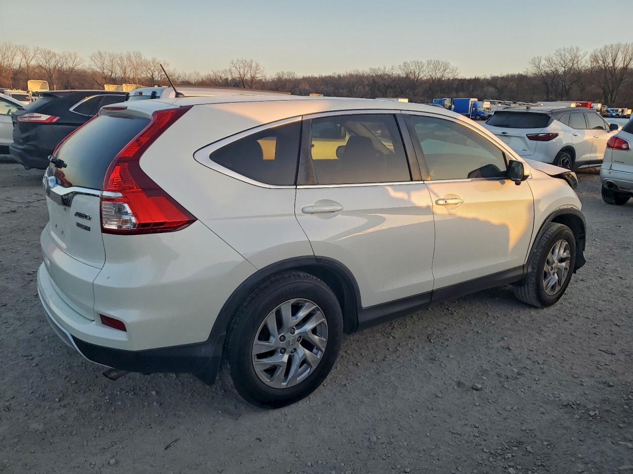 2015 HONDA CR-V EX photo 3
