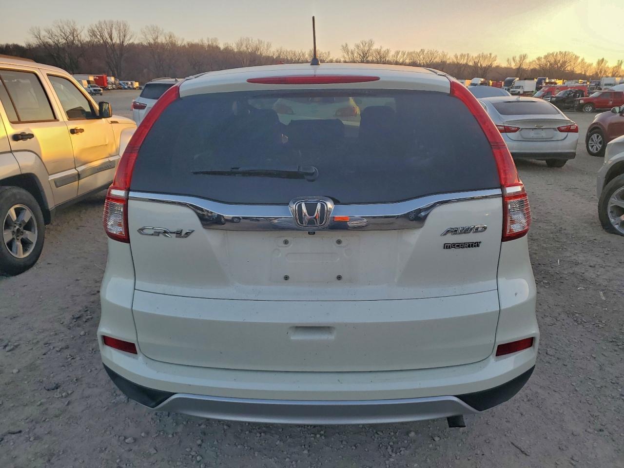 2015 HONDA CR-V EX photo 6