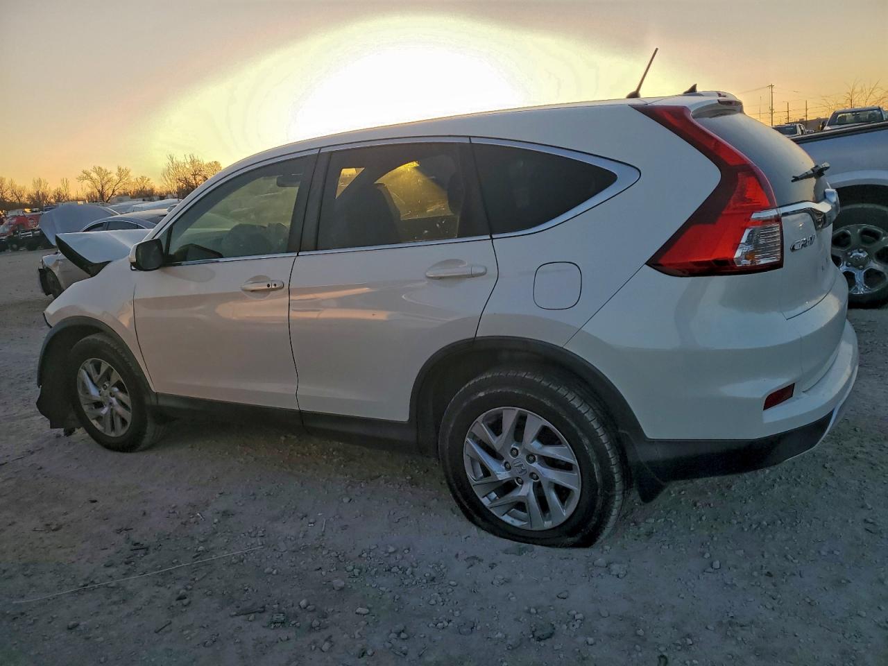 2015 HONDA CR-V EX photo 2