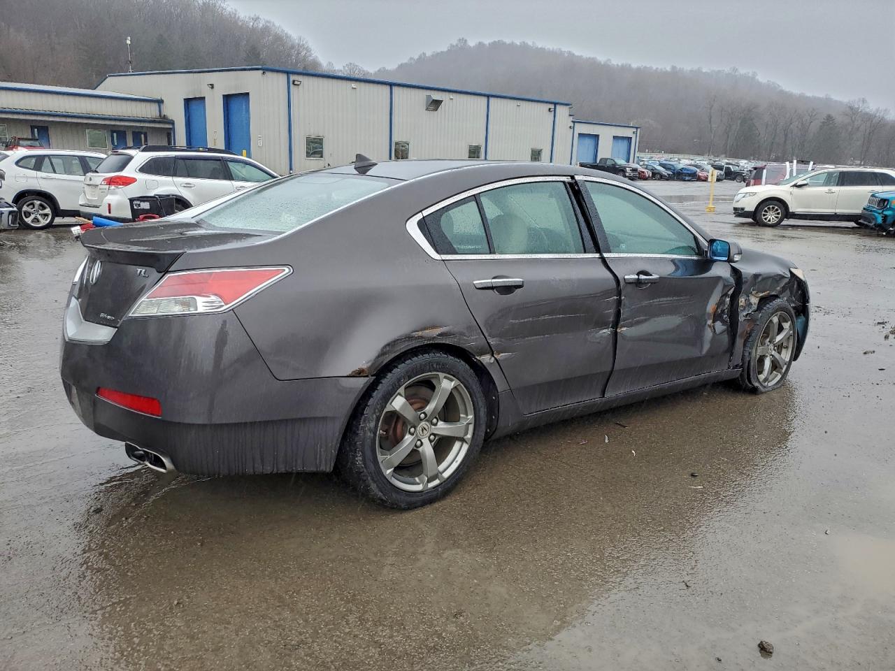 2010 ACURA TL photo 3