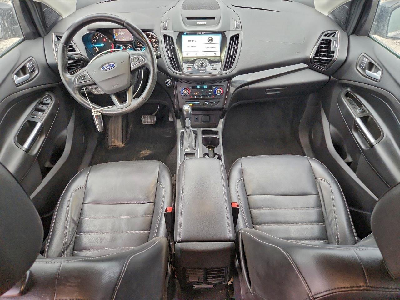 2017 FORD ESCAPE TITANIUM photo 8