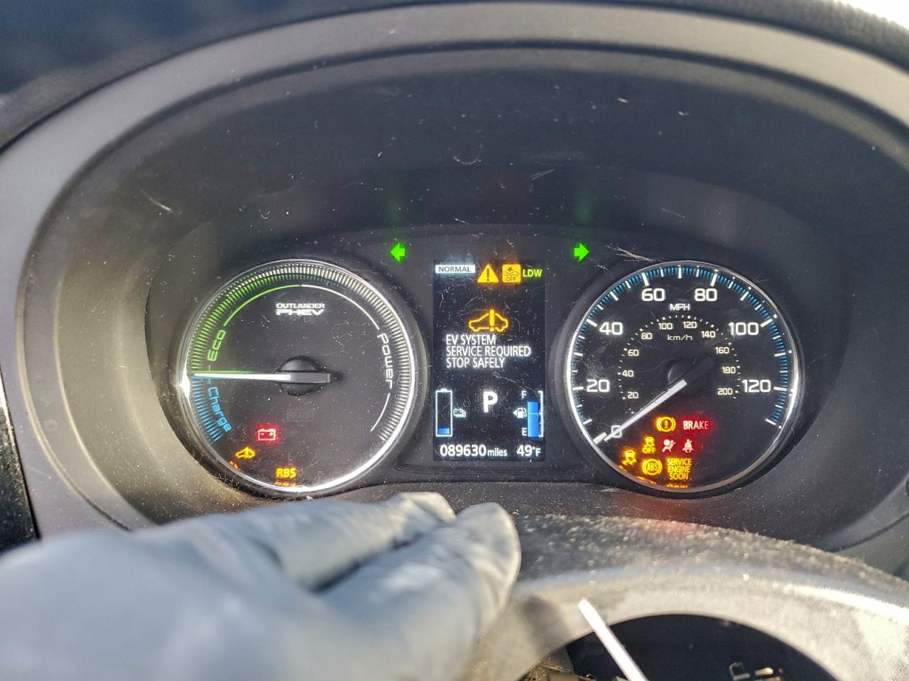 2018 MITSUBISHI OUTLANDER SE photo 9