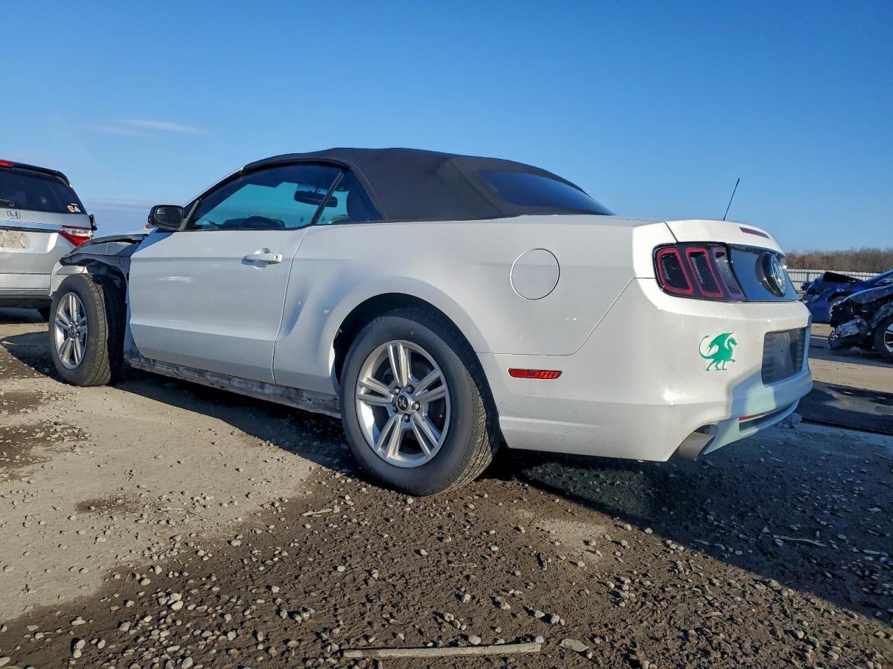 2014 FORD MUSTANG photo 2