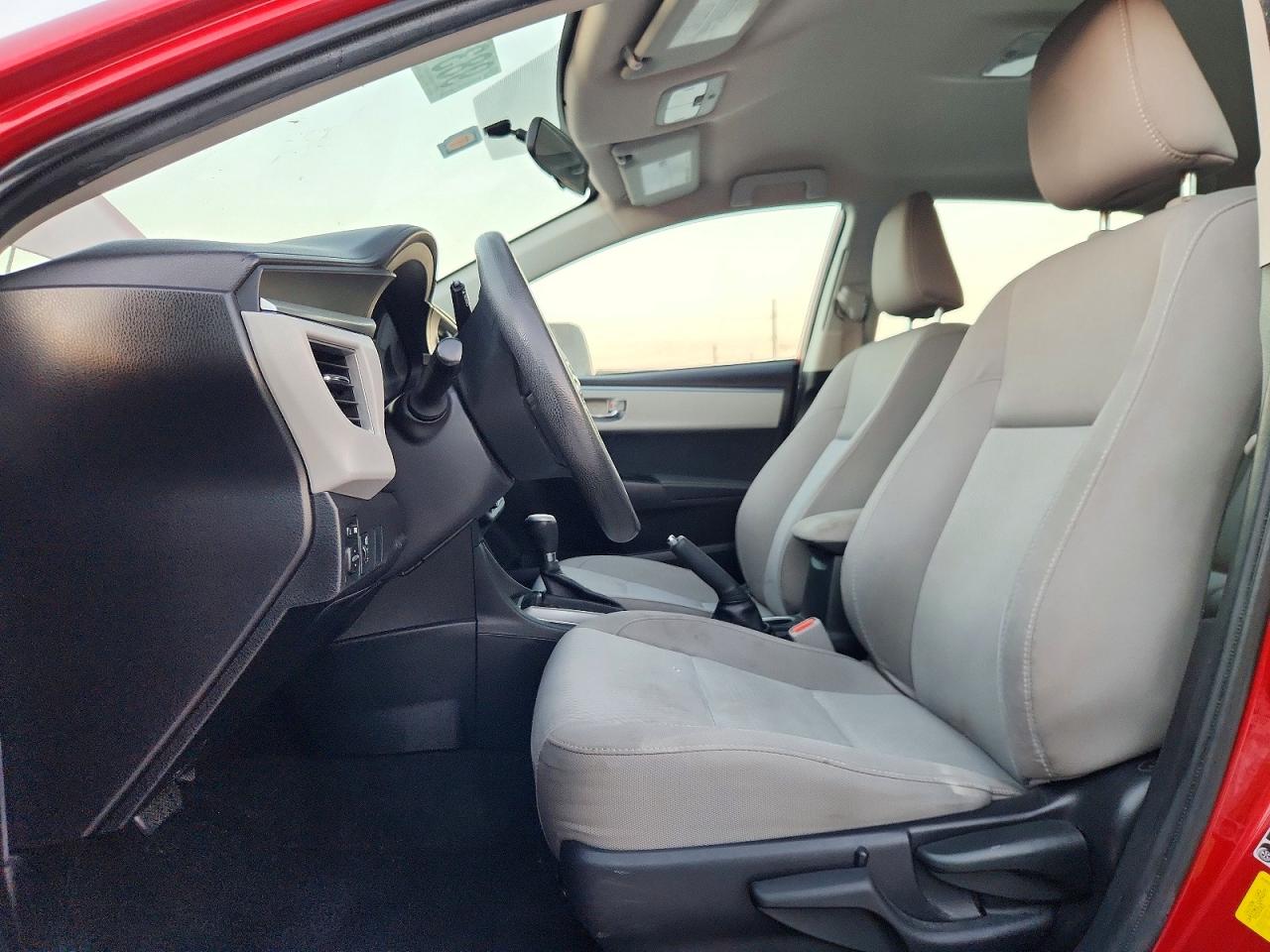 2016 TOYOTA COROLLA L photo 7