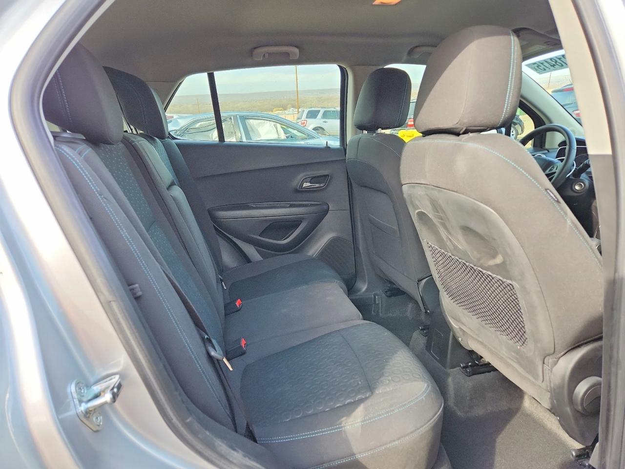 2015 CHEVROLET TRAX LS photo 11