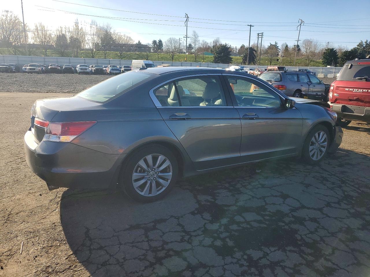 2011 HONDA ACCORD EXL photo 3