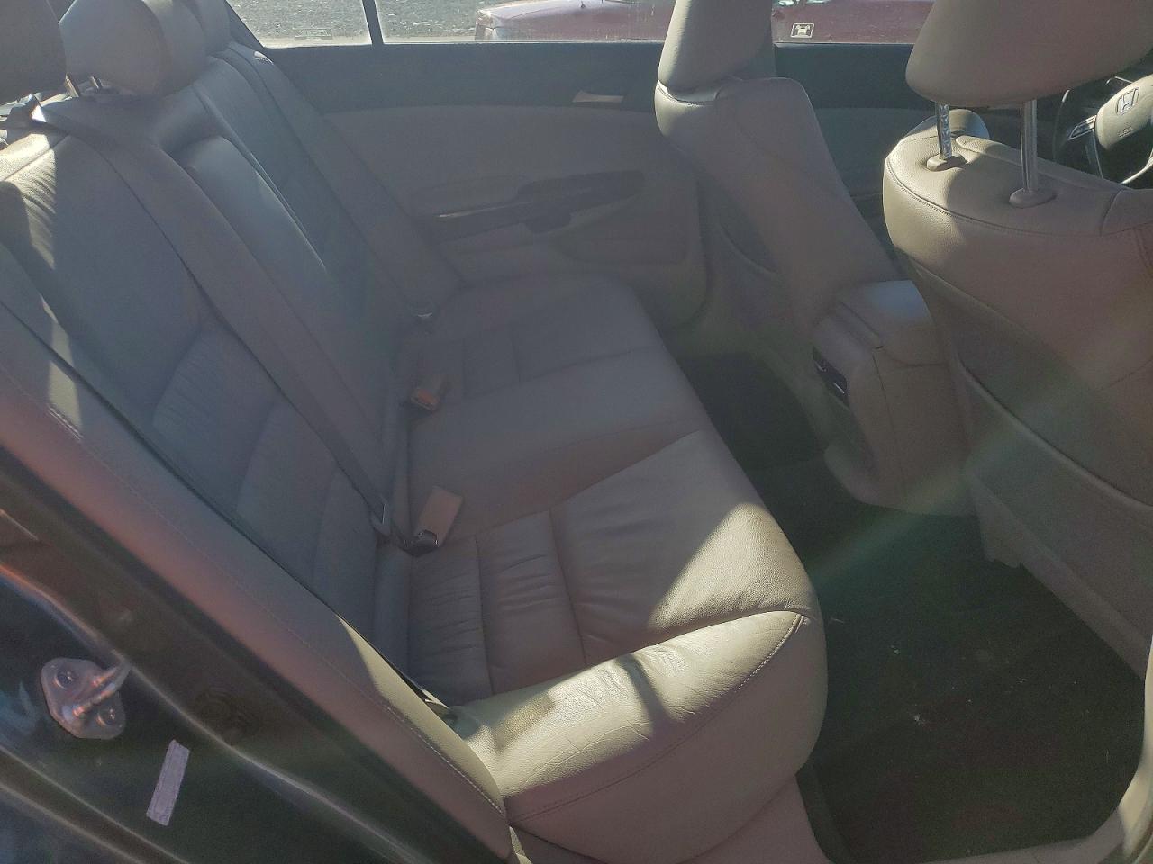 2011 HONDA ACCORD EXL photo 10