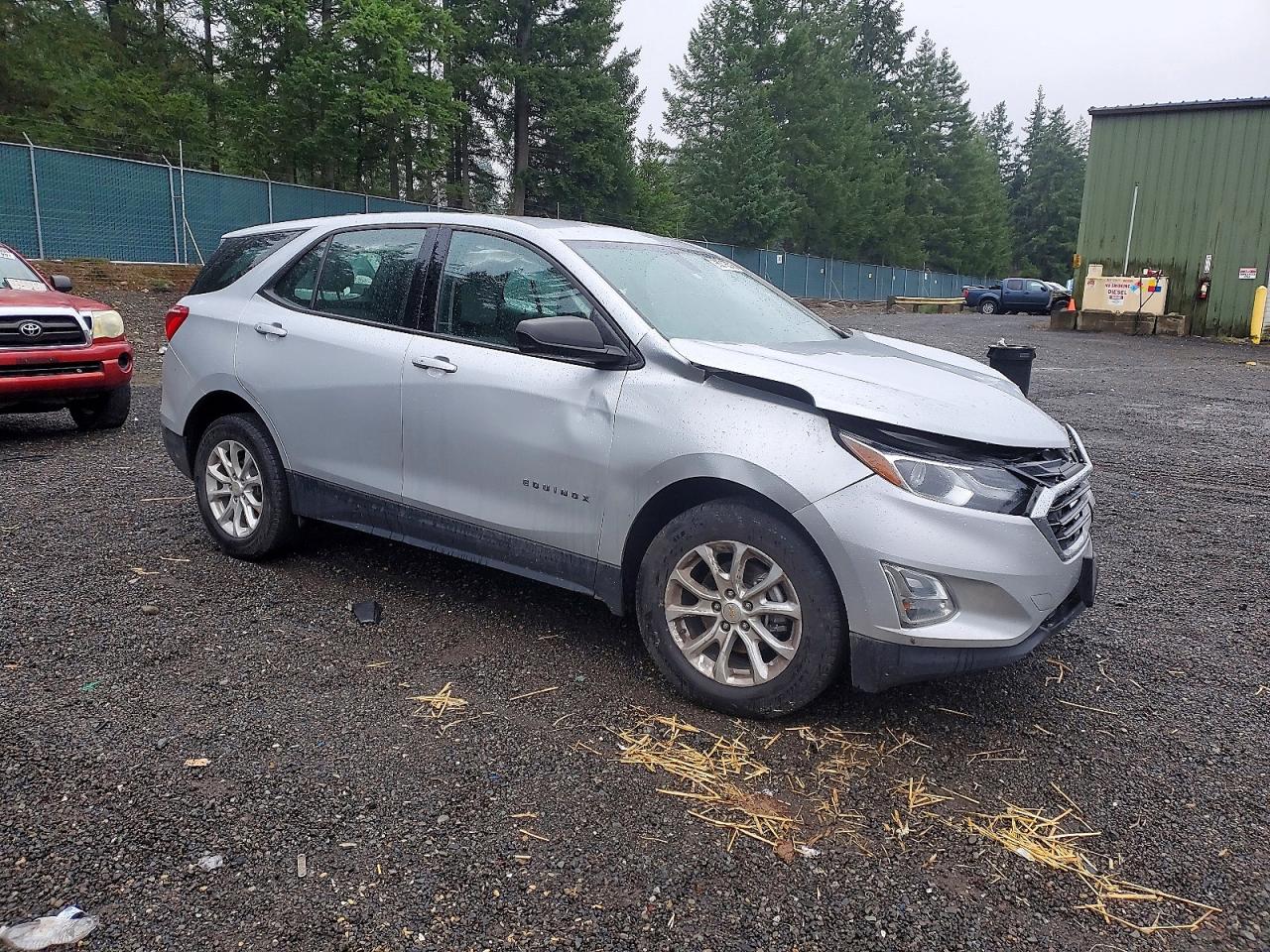 2018 CHEVROLET EQUINOX LS photo 4