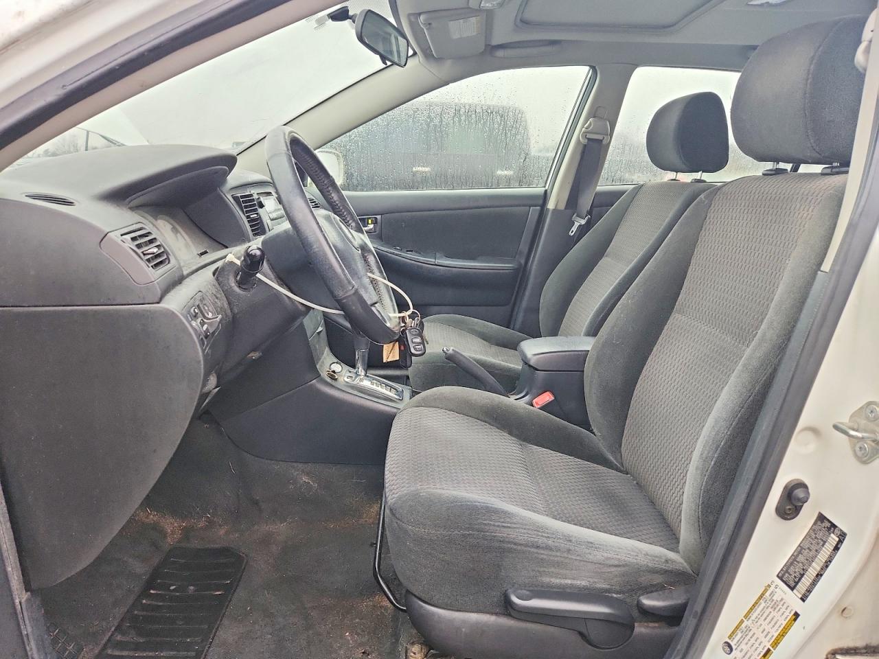 2006 TOYOTA COROLLA CE photo 7