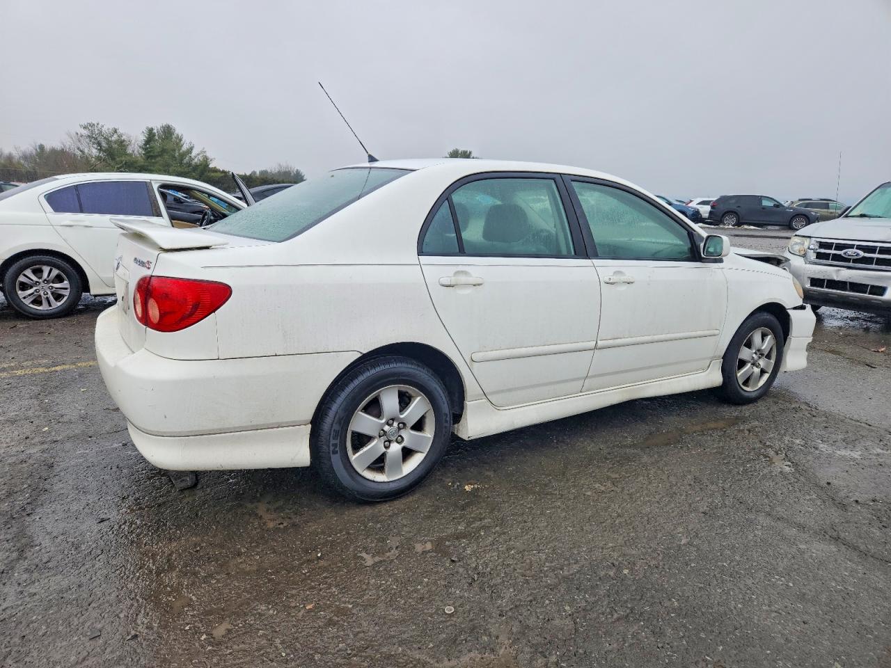 2006 TOYOTA COROLLA CE photo 3