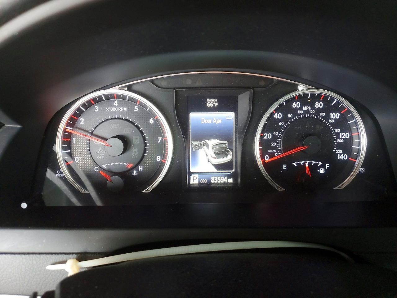 2015 TOYOTA CAMRY LE photo 25