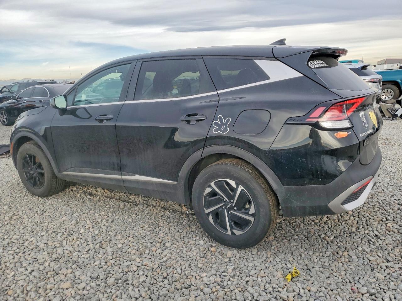 2023 KIA SPORTAGE LX photo 2