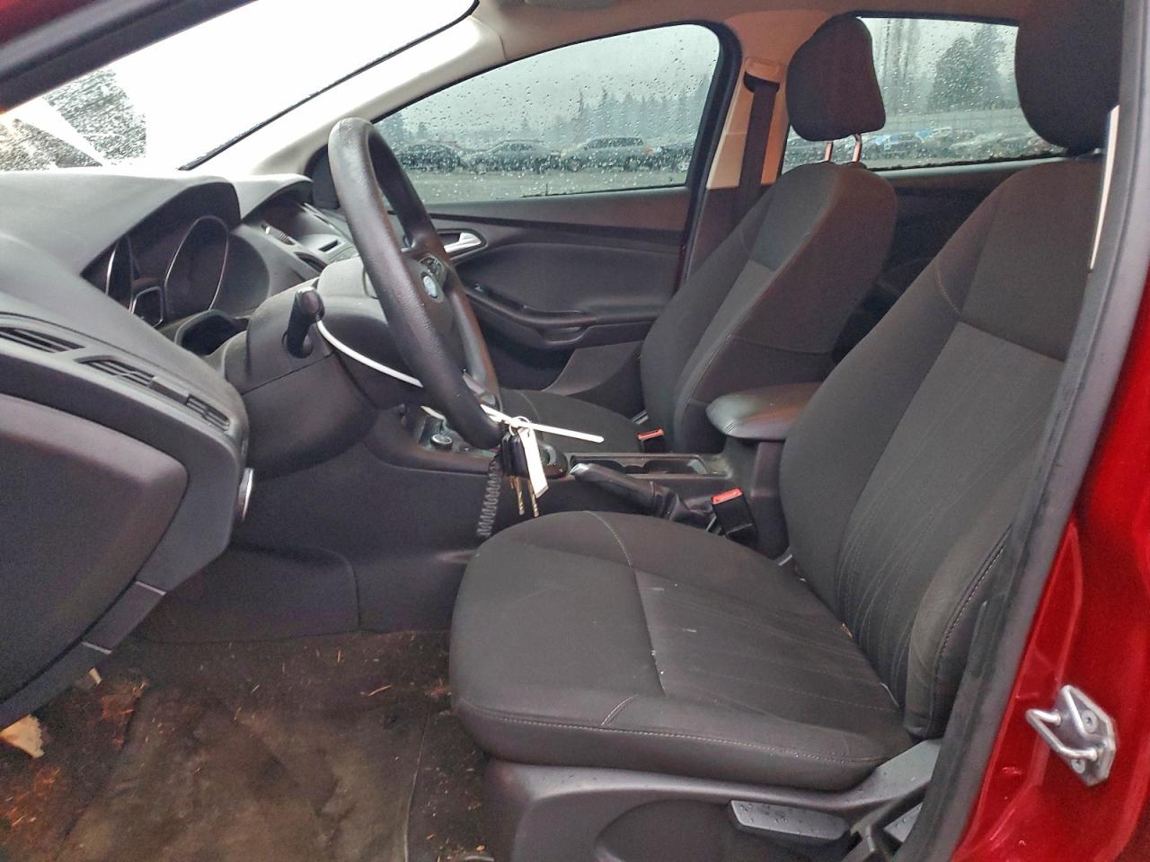 2015 FORD FOCUS SE photo 7