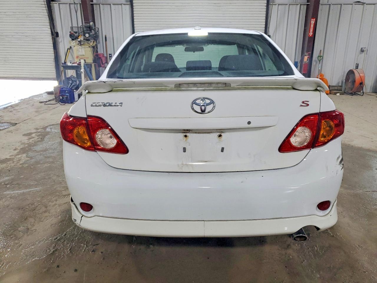 2010 TOYOTA COROLLA BASE photo 16