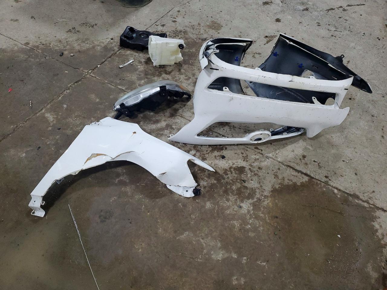 2010 TOYOTA COROLLA BASE photo 34