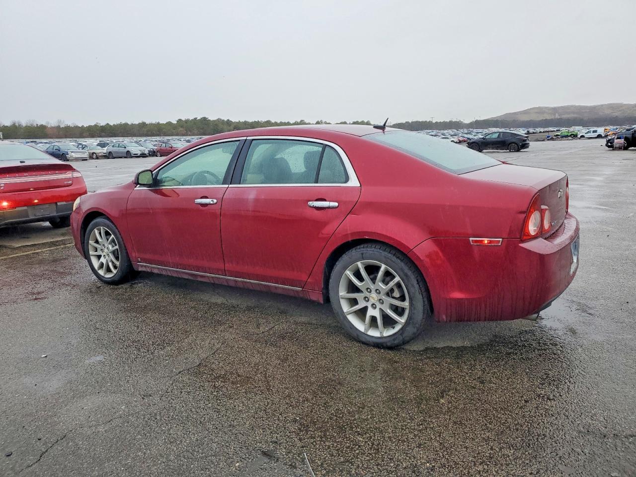2009 CHEVROLET MALIBU LTZ photo 2