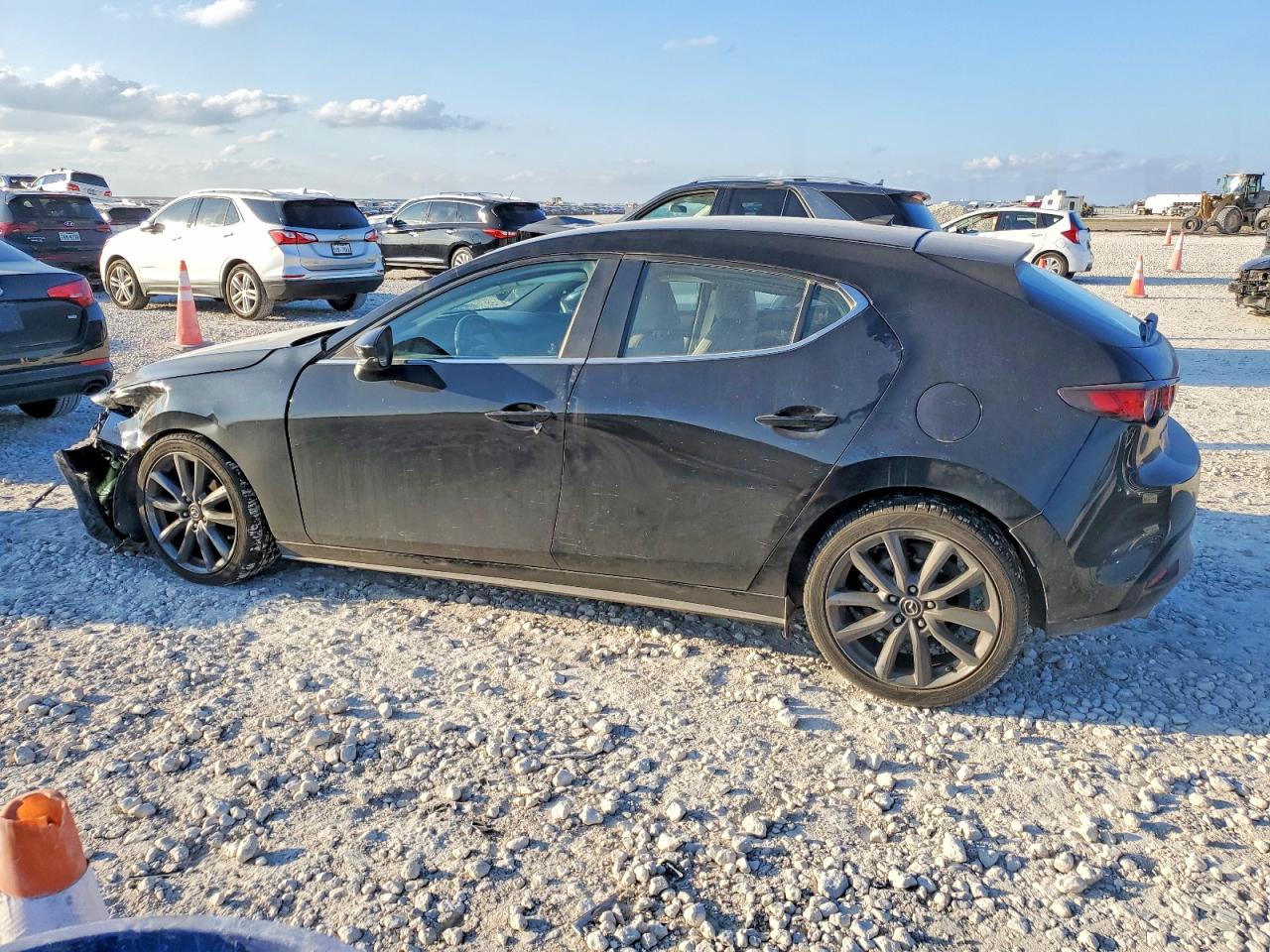 2019 MAZDA 3 PREFERRED photo 3