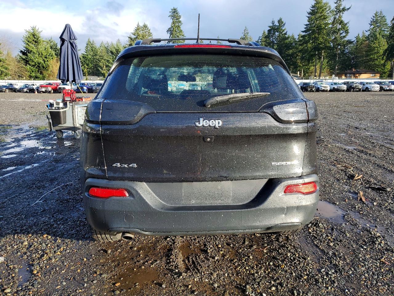 2015 JEEP CHEROKEE SPORT photo 6