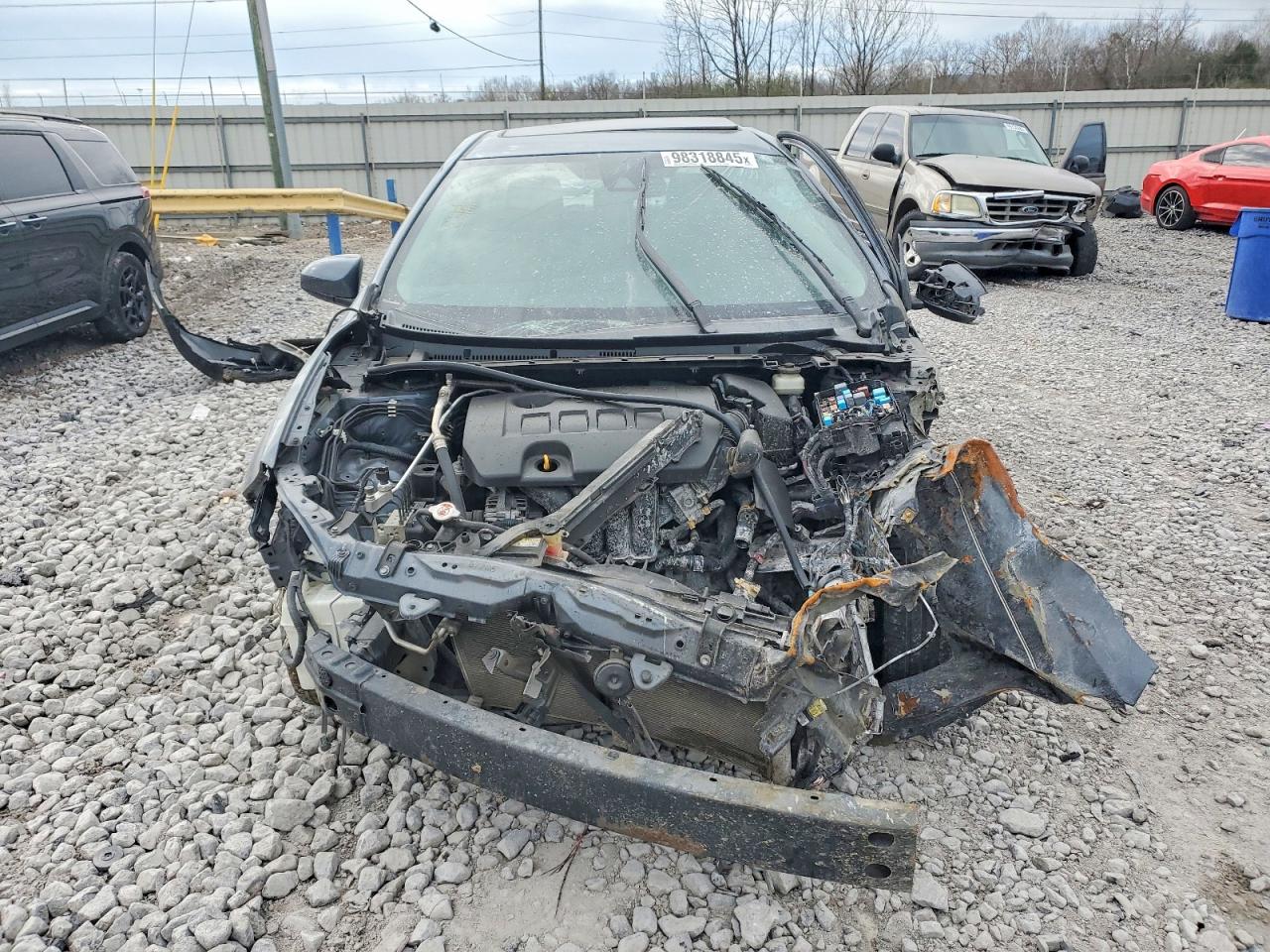 2017 TOYOTA COROLLA L photo 5