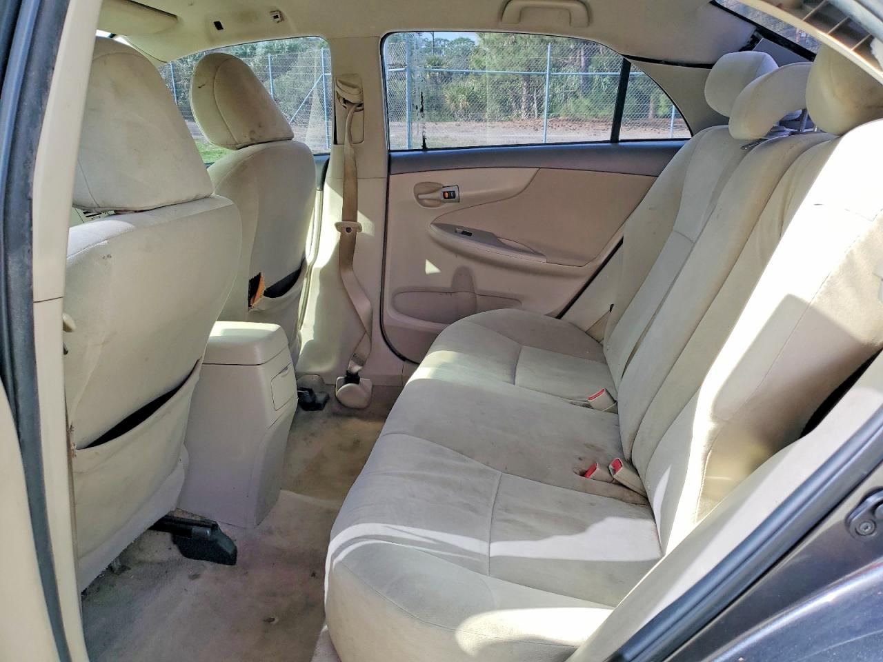 2010 TOYOTA COROLLA BASE photo 10