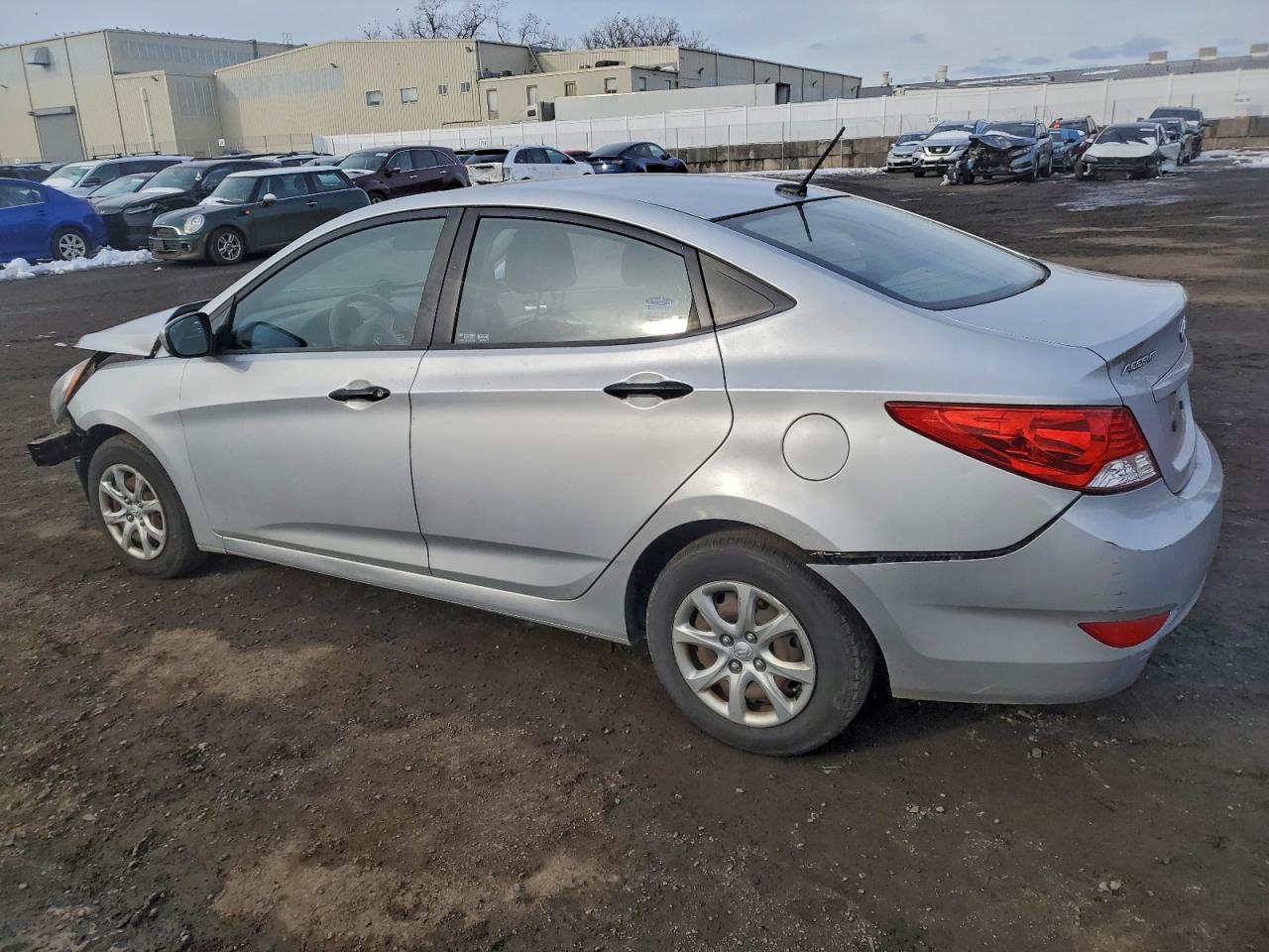 2012 HYUNDAI ACCENT GLS photo 2