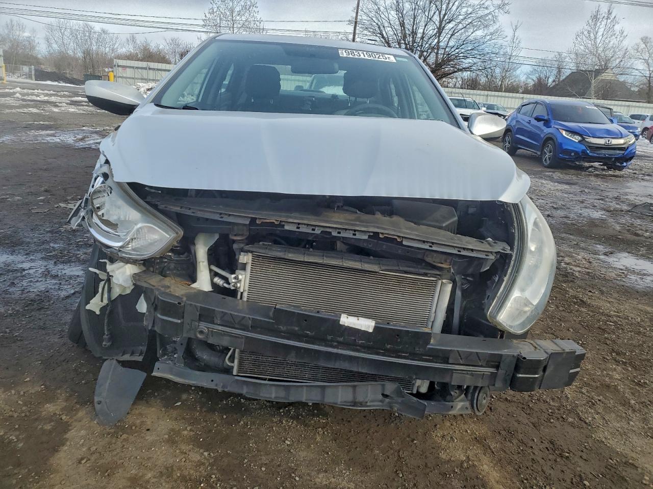 2012 HYUNDAI ACCENT GLS photo 5