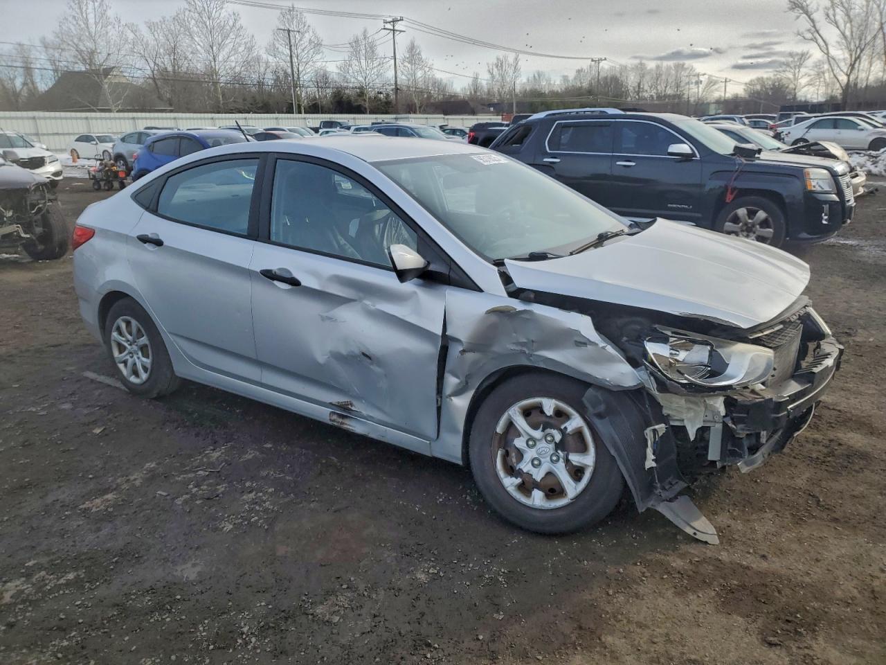 2012 HYUNDAI ACCENT GLS photo 4
