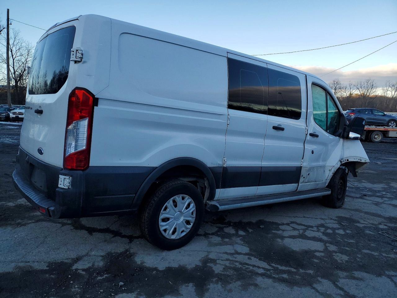 2017 FORD TRANSIT T-250 photo 3