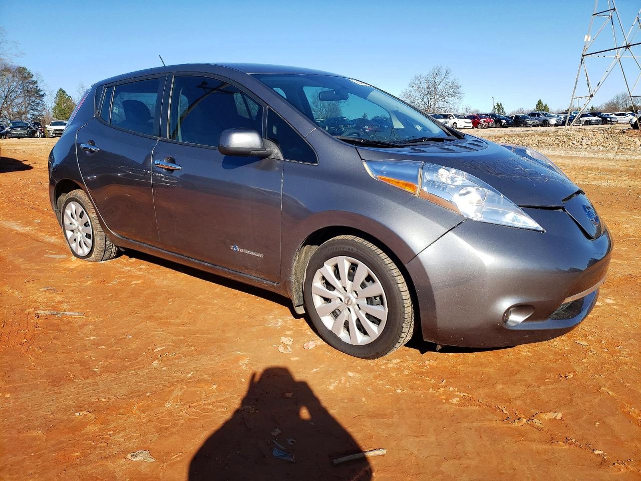 2016 NISSAN LEAF S photo 4