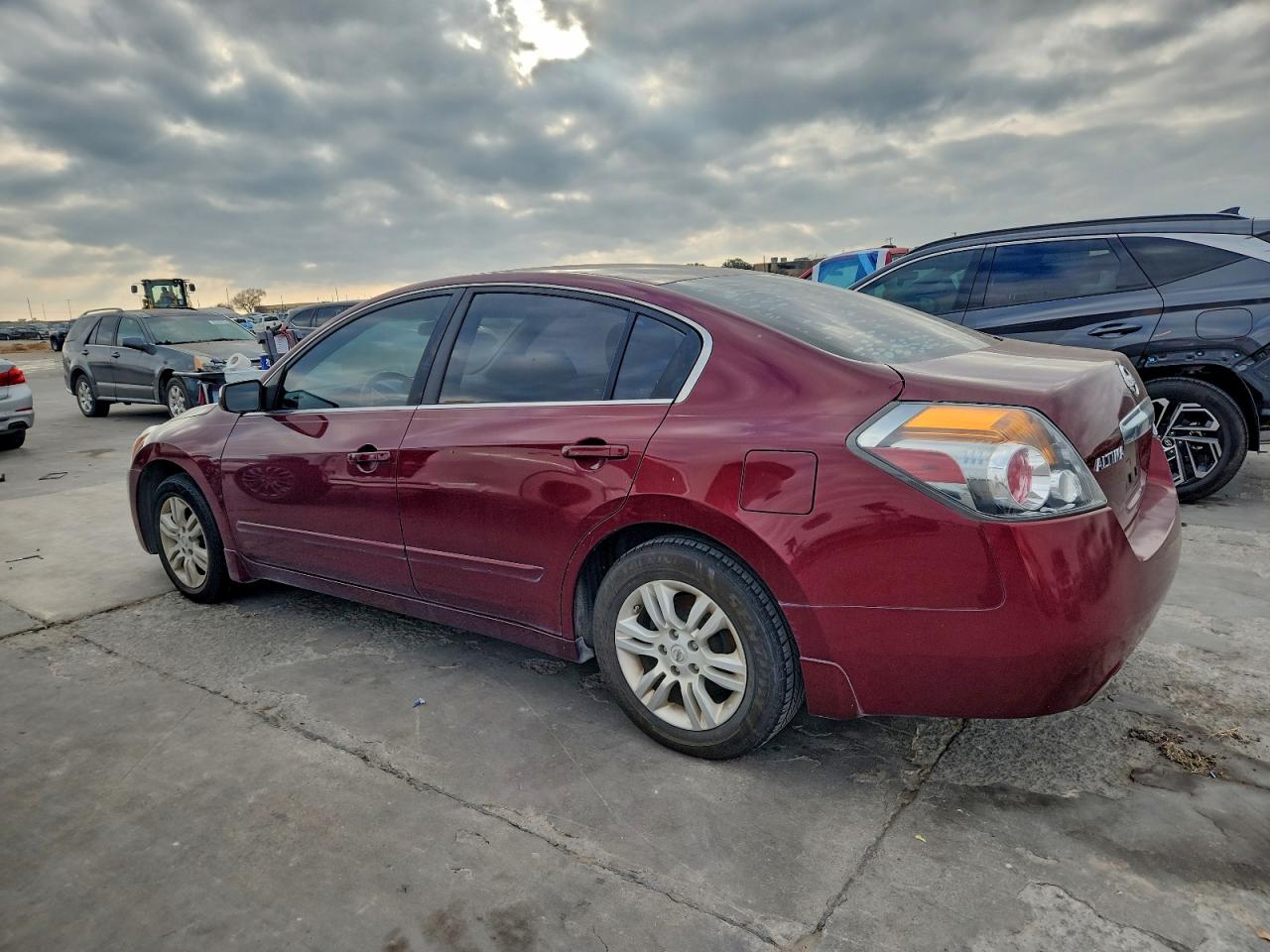 2012 NISSAN ALTIMA BASE photo 2