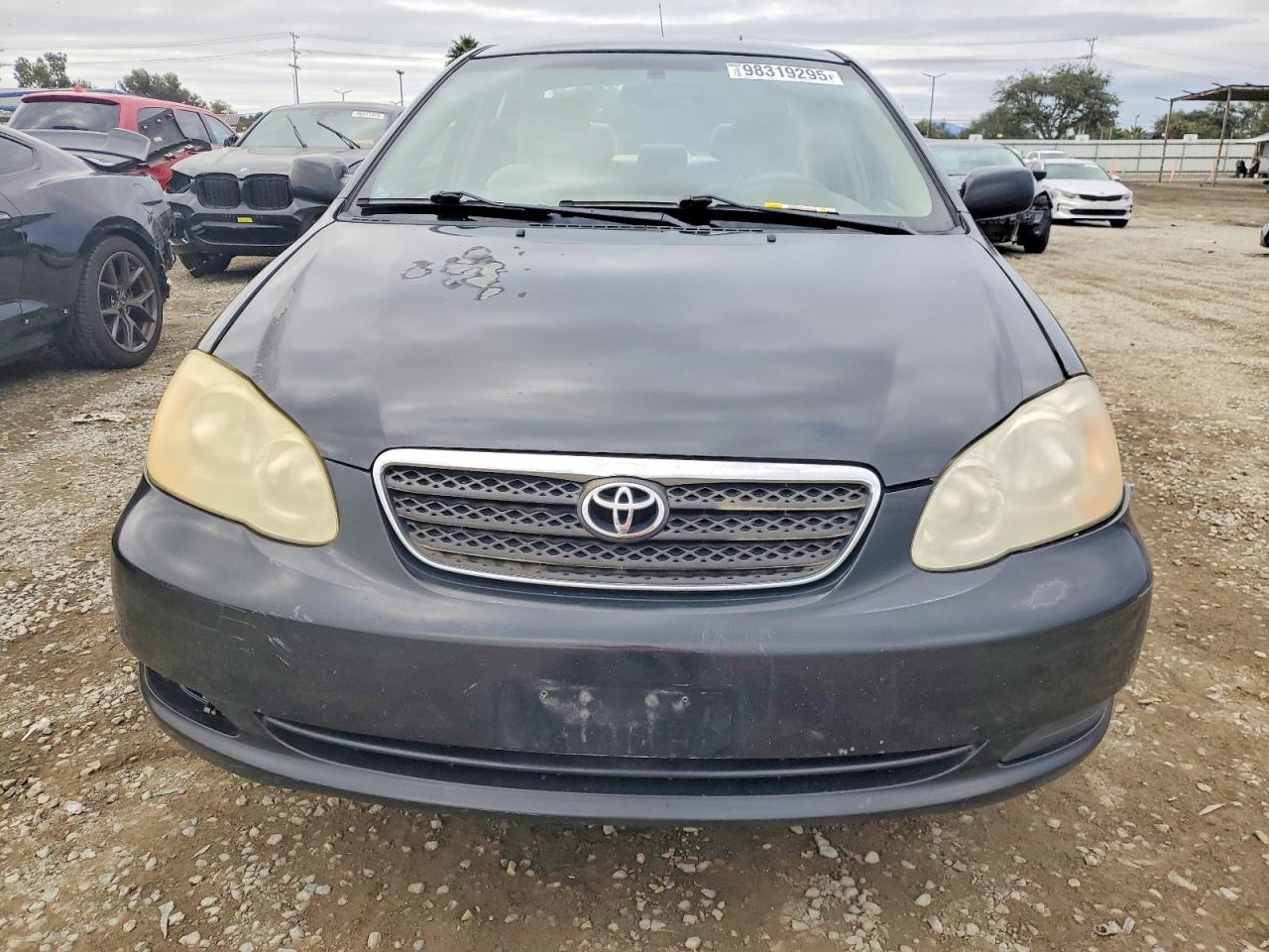 2005 TOYOTA COROLLA CE photo 5