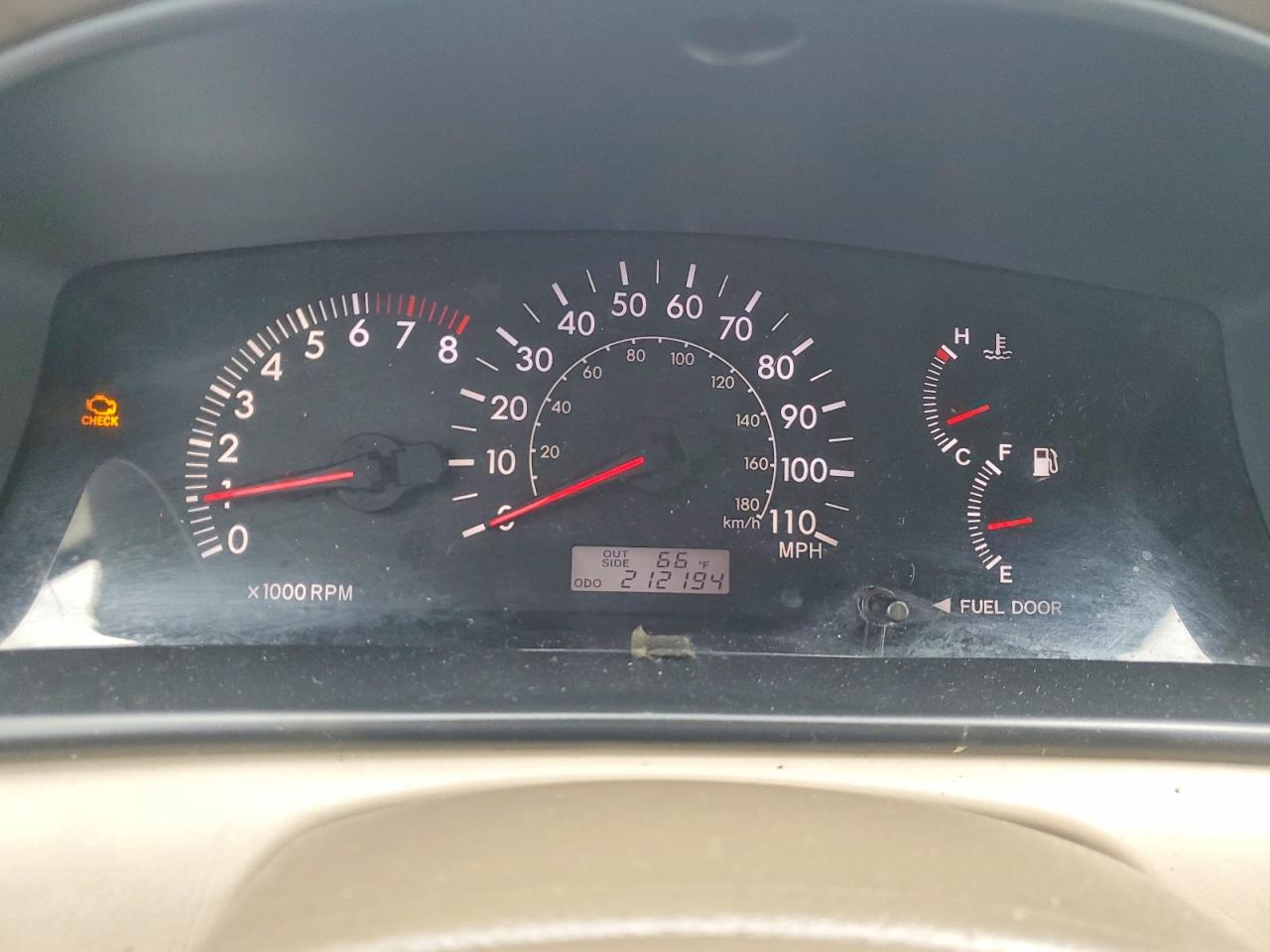 2005 TOYOTA COROLLA CE photo 9